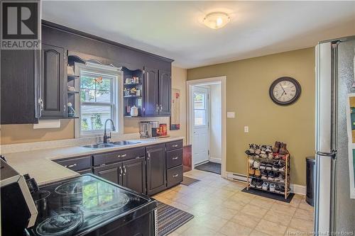 369 Cushing Street, Saint John, NB - Indoor Photo Showing Kitchen With Double Sink