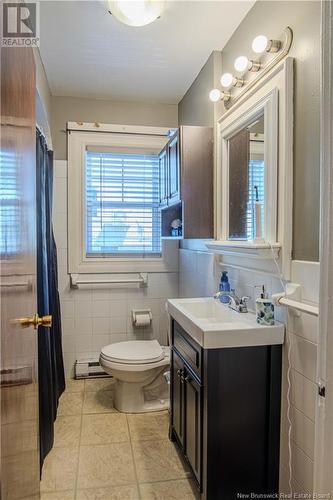 369 Cushing Street, Saint John, NB - Indoor Photo Showing Bathroom