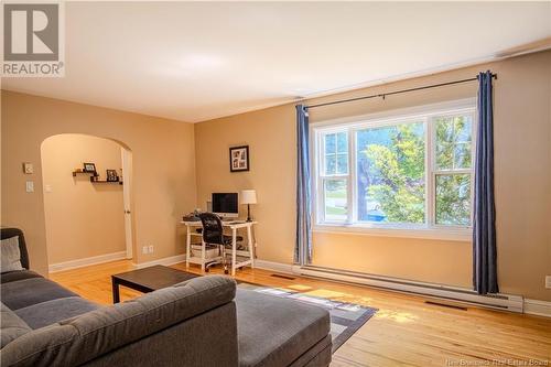 369 Cushing Street, Saint John, NB - Indoor Photo Showing Living Room