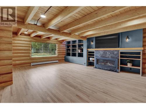 1729 Hoferkamp Road, Prince George, BC - Indoor With Fireplace