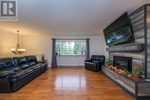 2998 Berwick Drive, Prince George, BC - Indoor Photo Showing Living Room With Fireplace