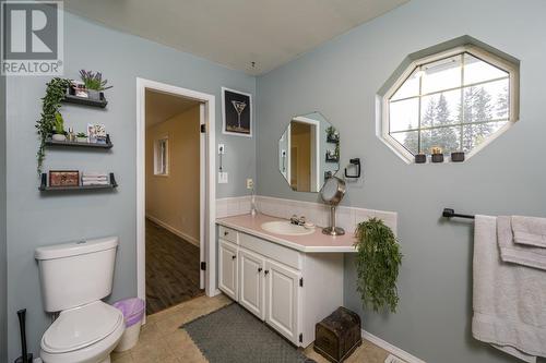 2998 Berwick Drive, Prince George, BC - Indoor Photo Showing Bathroom