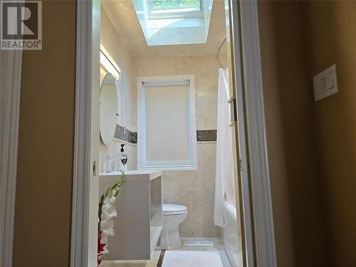 791 Retlaw Drive, Sarnia, ON - Indoor Photo Showing Bathroom