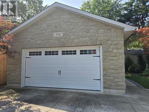 791 Retlaw Drive, Sarnia, ON - Outdoor