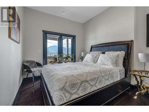 174 Vintage Boulevard, Okanagan Falls, BC - Indoor Photo Showing Bedroom