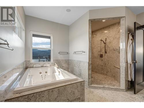 174 Vintage Boulevard, Okanagan Falls, BC - Indoor Photo Showing Bathroom