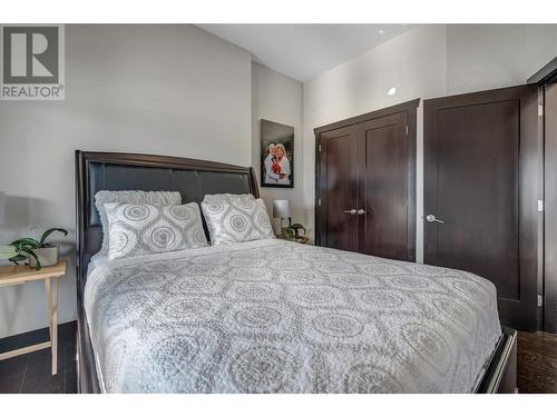 174 Vintage Boulevard, Okanagan Falls, BC - Indoor Photo Showing Bedroom