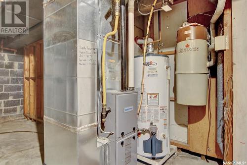 360 Smith Street, Regina, SK - Indoor Photo Showing Basement