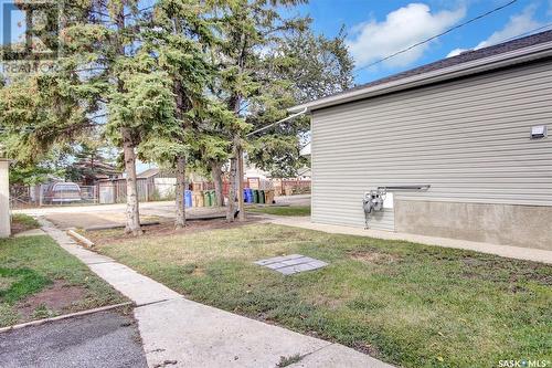 360 Smith Street, Regina, SK - Outdoor