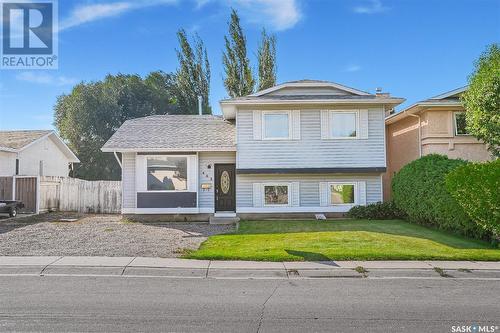 463 Konihowski Road, Saskatoon, SK - Outdoor With Facade