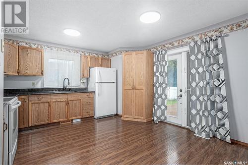 463 Konihowski Road, Saskatoon, SK - Indoor Photo Showing Kitchen