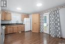 463 Konihowski Road, Saskatoon, SK  - Indoor Photo Showing Kitchen 