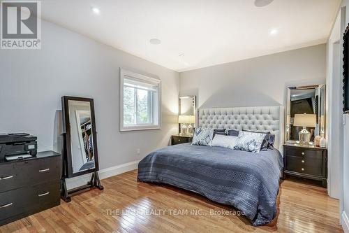 2749 13Th Line, Bradford West Gwillimbury, ON - Indoor Photo Showing Bedroom