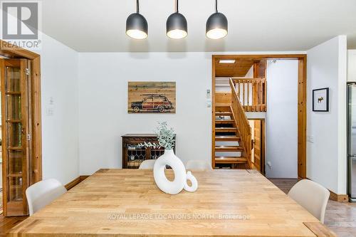 136 Hamlet Road, Blue Mountains, ON - Indoor Photo Showing Dining Room