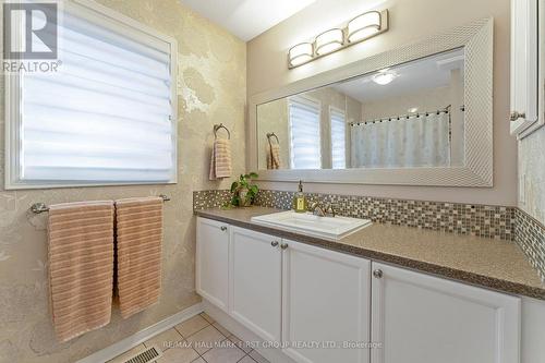 6 Redvers Street, Whitby (Williamsburg), ON - Indoor Photo Showing Bathroom