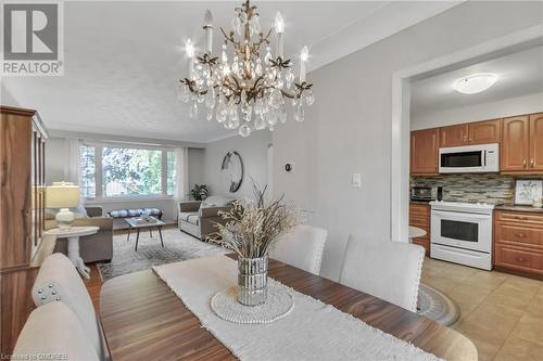 335 Meadowhill Road, Burlington, ON - Indoor Photo Showing Dining Room