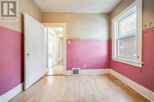 1531 Windsor Avenue, Windsor, ON - Indoor Photo Showing Other Room