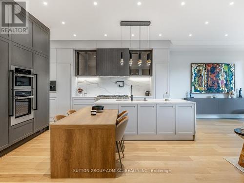 127 Joicey Boulevard, Toronto, ON - Indoor Photo Showing Kitchen With Upgraded Kitchen