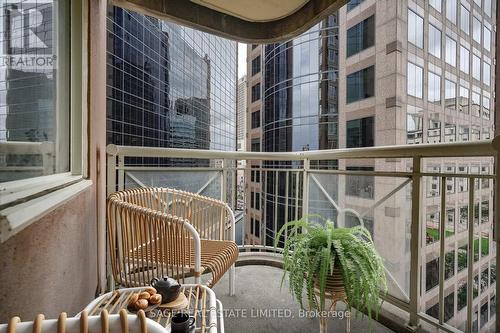 901 - 100 Hayden Street, Toronto, ON - Outdoor