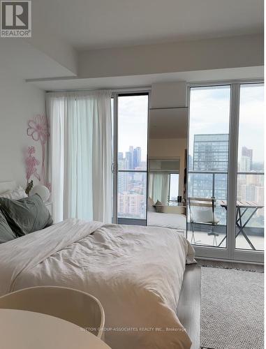 4411 - 251 Jarvis Street, Toronto, ON - Indoor Photo Showing Bedroom