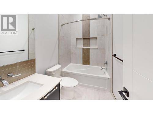 31 Mammoth  Drive, Fernie, BC - Indoor Photo Showing Bathroom