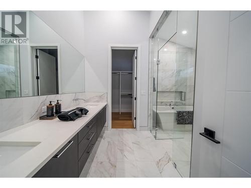 31 Mammoth Drive, Fernie, BC - Indoor Photo Showing Bathroom