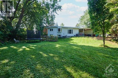 21 Ettrick Crescent, Ottawa, ON - Outdoor