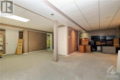 5989 Meadowglen Drive, Ottawa, ON - Indoor Photo Showing Other Room