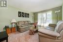 5989 Meadowglen Drive, Ottawa, ON  - Indoor Photo Showing Living Room 