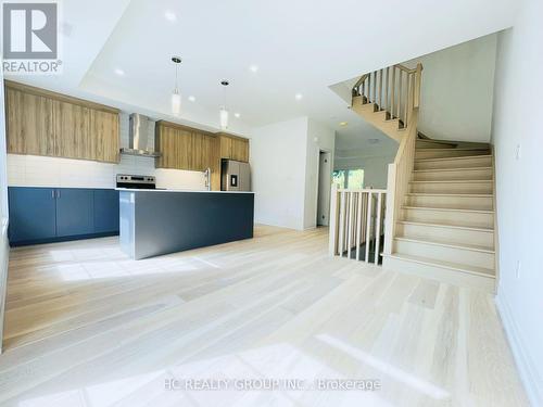 33 - 258 Hespeler Road, Cambridge, ON - Indoor Photo Showing Kitchen