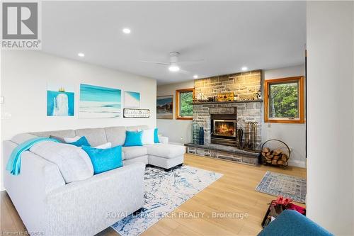 30 Water Street, South Bruce Peninsula, ON - Indoor Photo Showing Living Room With Fireplace