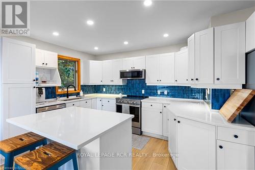 30 Water Street, South Bruce Peninsula, ON - Indoor Photo Showing Kitchen With Double Sink