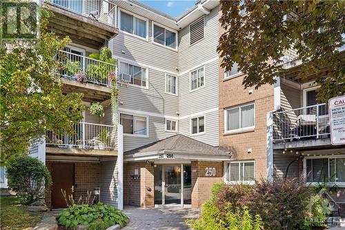 250 Brittany Drive Unit#210, Ottawa, ON 