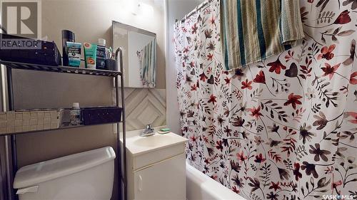 3940 Rae Street, Regina, SK - Indoor Photo Showing Bathroom