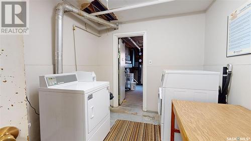 3940 Rae Street, Regina, SK - Indoor Photo Showing Laundry Room