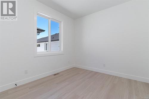 906 Shante Rd, Nanaimo, BC - Indoor Photo Showing Other Room