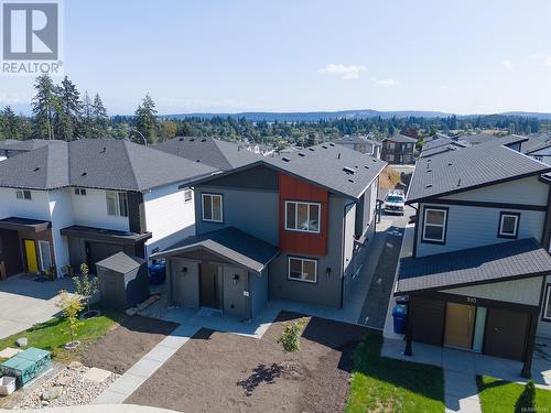 906 Shante Rd, Nanaimo, BC - Outdoor With Facade