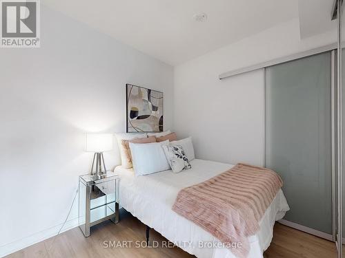 3510 - 3 Gloucester Street, Toronto, ON - Indoor Photo Showing Bedroom