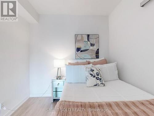 3510 - 3 Gloucester Street, Toronto, ON - Indoor Photo Showing Bedroom