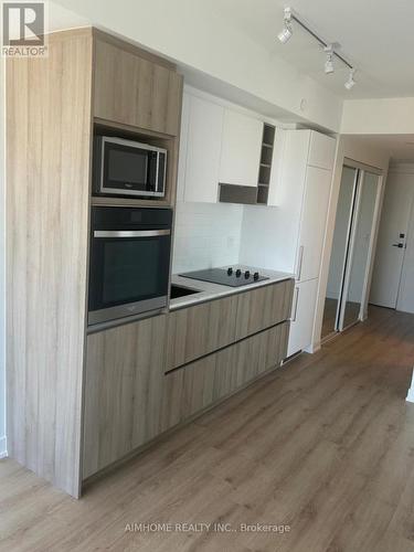 4606 - 319 Jarvis Street, Toronto, ON - Indoor Photo Showing Kitchen