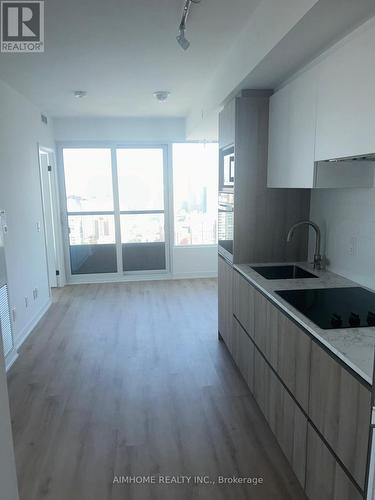 4606 - 319 Jarvis Street, Toronto, ON - Indoor Photo Showing Kitchen