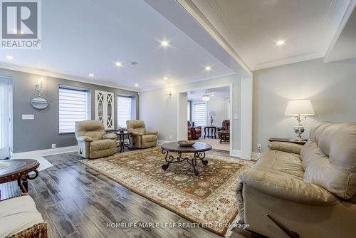 7667 Old Highway 2, Tyendinaga, ON - Indoor Photo Showing Living Room