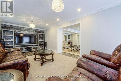 7667 Old Highway 2, Tyendinaga, ON - Indoor Photo Showing Living Room