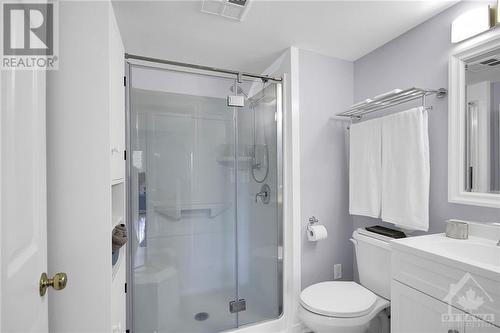 103 North Street Unit#403, Ottawa, ON - Indoor Photo Showing Bathroom