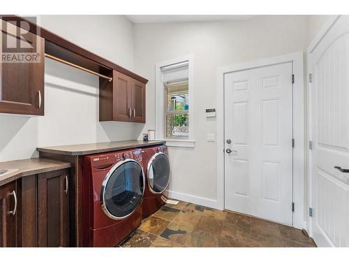 2707 Cliffshore Drive, Lake Country, BC - Indoor Photo Showing Laundry Room