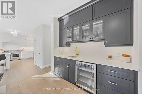 38 Lilac Lane, Springwater, ON - Indoor Photo Showing Kitchen