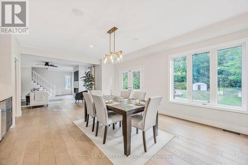 38 Lilac Lane, Springwater, ON - Indoor Photo Showing Dining Room