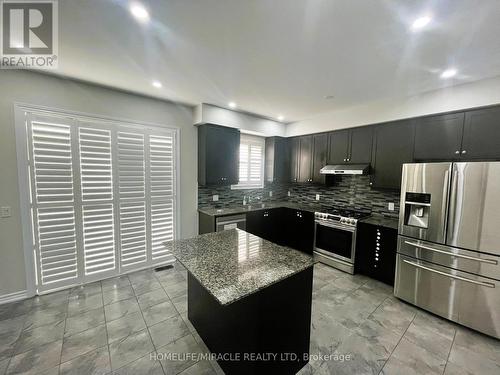 87 Fawnridge Road, Caledon, ON - Indoor Photo Showing Kitchen With Stainless Steel Kitchen With Upgraded Kitchen