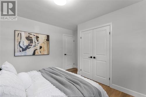 3220 Everts Avenue, Windsor, ON - Indoor Photo Showing Bedroom