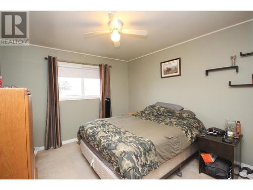 9212 6 Street, Dawson Creek, BC - Indoor Photo Showing Bedroom